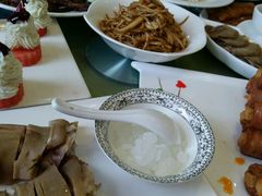 -学生路大别山酒店