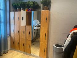 -Z.X HAIR SALON张新美业