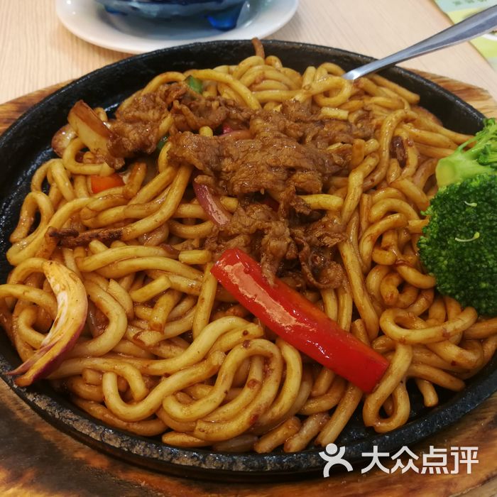 佰搭果铁板泡菜肥牛炒乌冬图片-北京新式甜品-大众点评网