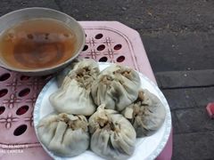 -严氏重油烧麦(民权路店)