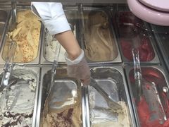 -VENCHI 闻绮(上海佛罗伦萨小镇店)