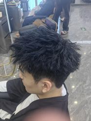 -藤野造型烫染·漂发