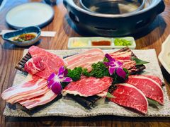 -明洞阿姨·韩式酱蟹烤肉·创意料理(三元桥店)