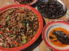 -江湖黑大兔(杨家坪店)