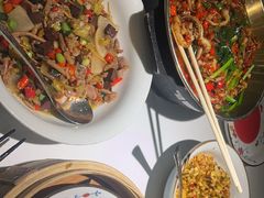 -费大厨辣椒炒肉(高铁吾悦广场店)