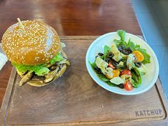 芝士蘑菇堡-KATCHUP