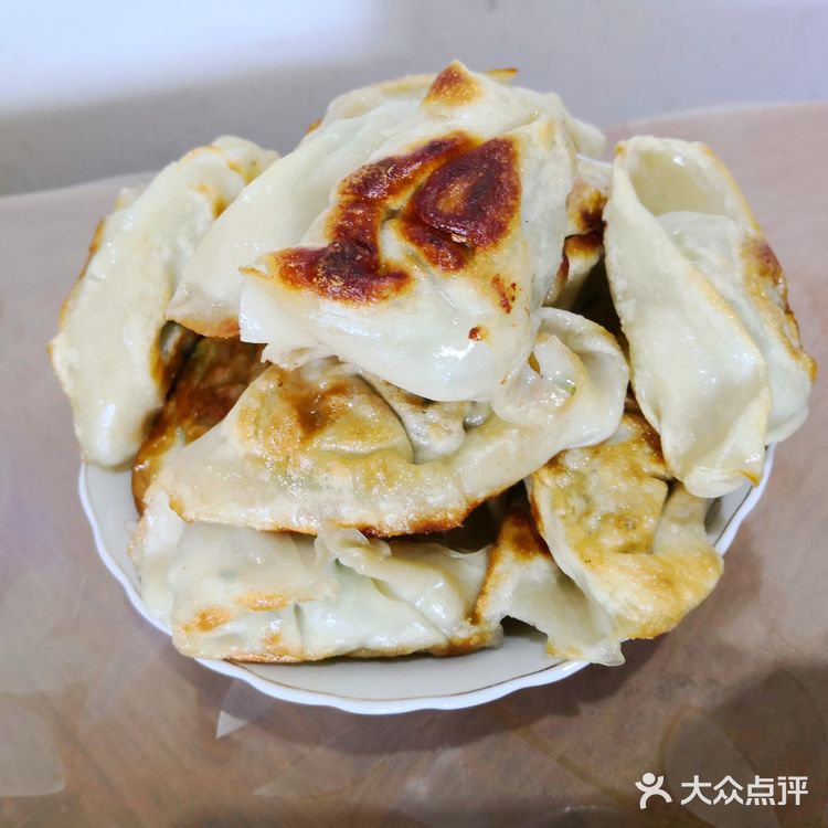 今日早餐：油煎馄饨 早餐时间比较紧张，怎么方便怎么来