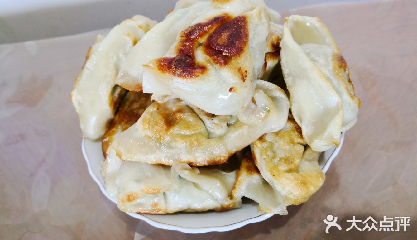 今日早餐：油煎馄饨 早餐时间比较紧张，怎么方便怎么来