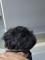 -宫铭烫发染发接发店