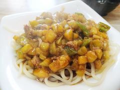 -洪姐川菜东北菜铁锅炖(天生丽街店)