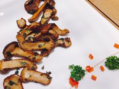 罗勒松茸-枣子树·素食餐厅(普陀山店)