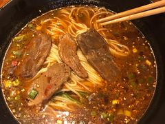 筋品牛肉肥肠面-豆爺小面(朱雀店)