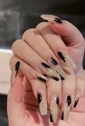 -赢韵美甲美睫瑞士净斑中心