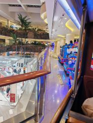 -玩童会芝麻街奇趣乐园(世博源店)