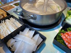-花田煮鲜牛肉火锅(钟楼众汇店)