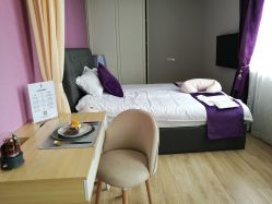 -海豚湾高端月子会所(黄浦店)