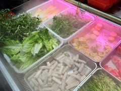 -名门潮牛·鲜牛肉海鲜火锅.烧烤自助餐厅(诚丰广场店)