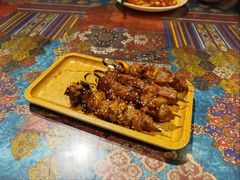 -乡村馕坑肉·烧烤·新疆菜·本地人更爱吃(阿勒泰首店)