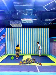 -反弹蹦床公园·亲子乐园·团建·派对(青岛融创茂店)