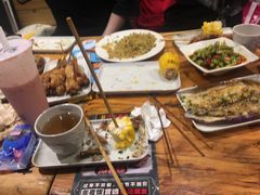 -木屋烧烤(岗顶二店)