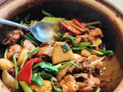 -八府香鸭·啫啫煲(华山路店)