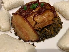梅菜扣肉荷叶饼-唐拉雅秀酒店-唐苑中餐厅