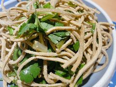 凉拌豆腐丝-肠王卤煮(西单食宝街店)