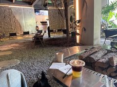 -J Create城市露营咖啡·简餐·宠物(上海动物园店)