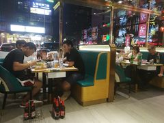 -四季烟火烧烤酒场