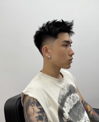 -宫铭烫发染发接发店