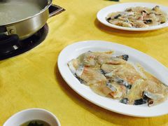 鲟龙鱼粥水火锅-年辉渔村·非遗传承餐厅(新丰江店)
