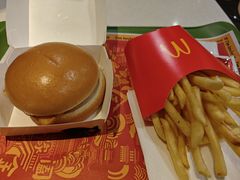 -麦当劳(宁波火车高铁站店)