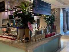 -咖啡苑自助餐厅·中国大饭店