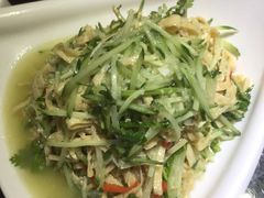 -严记小天府酸菜鱼(西四路店)