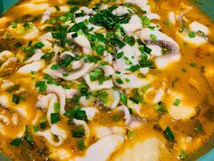 老坛酸菜鱼-周渝食惦·酸菜鱼精致川菜(横岗店)