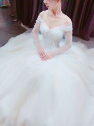 点击看大图 -艾米丽婚纱礼服