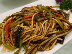 茭白炒鳝丝-丁老爷子苏香圆