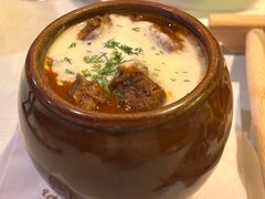 罐焖牛肉-老井俄式餐厅