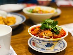 -沪小二铜炉蛙锅(苏州中心星悦汇店)