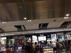 -日上免税店(三径路t3店)