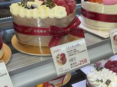 -花花卷卷·鲜食蛋糕(静安久光百货店)