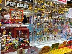 -泡泡玛特POPMART(上海环球港店)