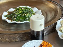 -粘豆包柴火铁锅炖