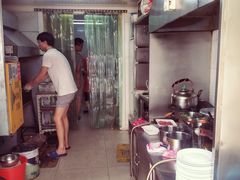 -何记酿皮店(西流湾店)