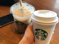 -星巴克(西安曲江银泰店)