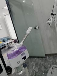 -苗方清颜专业祛痘·皮肤管理