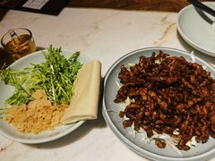 薄脆京酱肉丝-小吊梨汤·北京菜·烤鸭(鸟巢店)