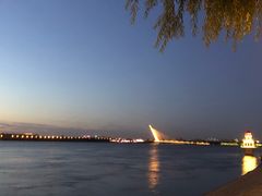 -人民防洪胜利纪念塔