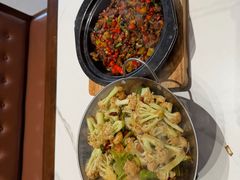 -梅利汴京烤鸭•开封豫菜地标店(东大街店)
