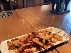 -云海肴·汽锅鸡·云南菜(天山百盛优客店)